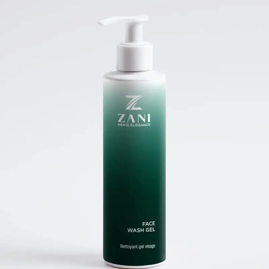 Närbild på Zani Organic flaskan – Naturlig och ekologisk hudvård för män för en ren och fräsch känsla.
